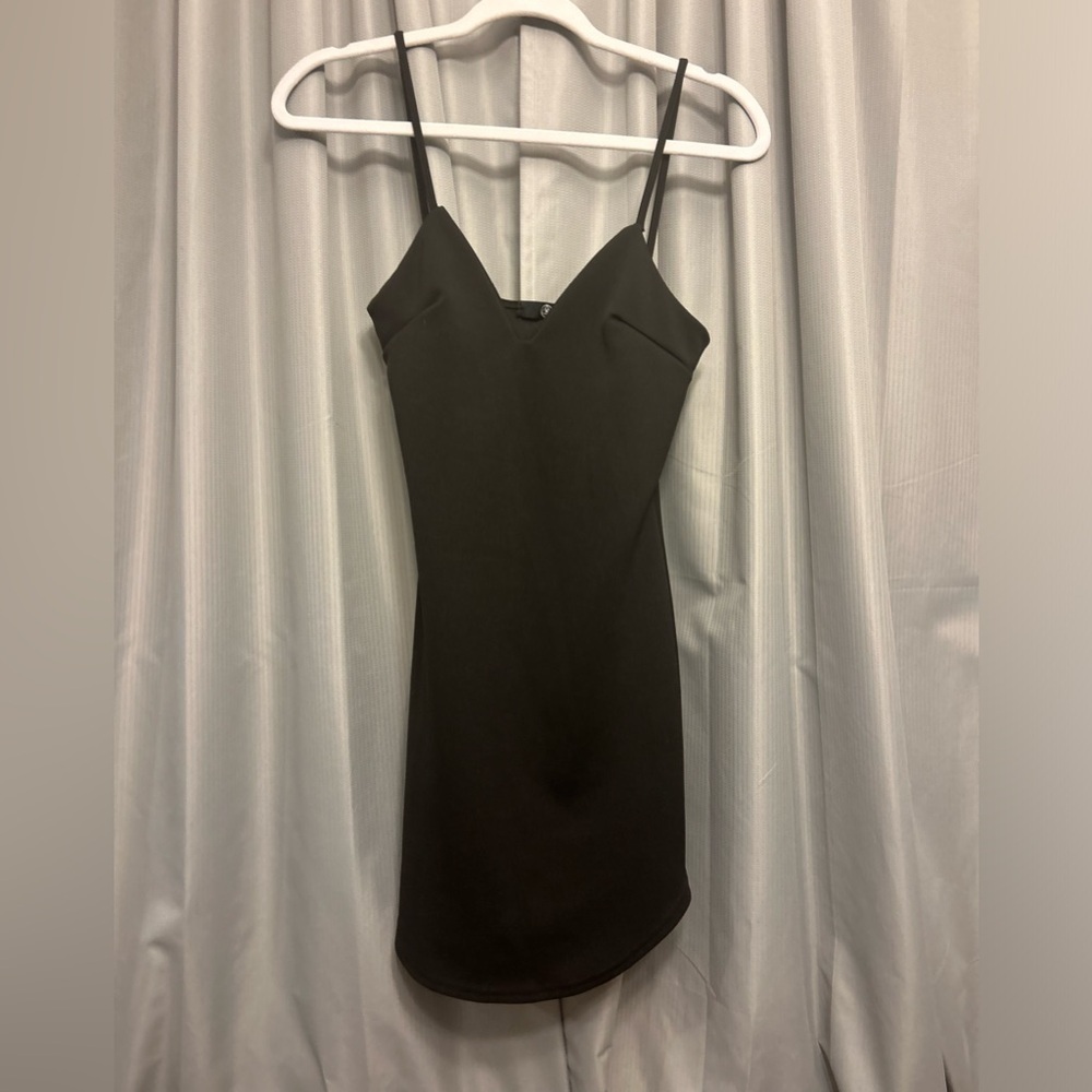 50%offw❤️ MISSGUIDED Sexy Body Con Dress Size 4 NWOT UK ASOS little black dress